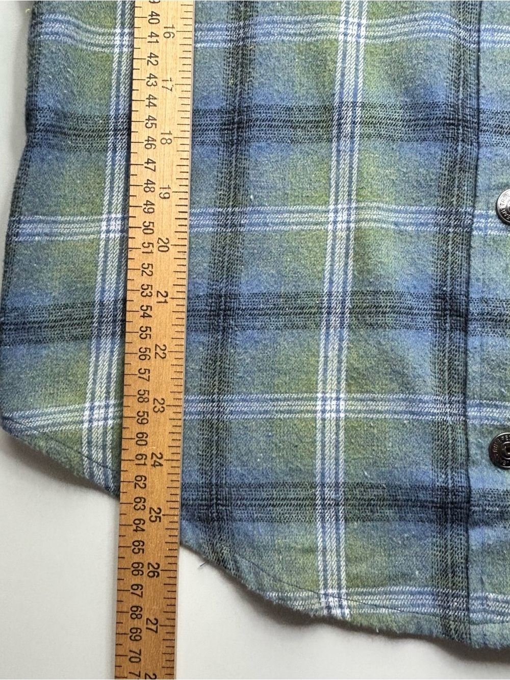 True Religion Plaid Flannel Shirt Horseshoe Logo Rhinestone Back Small - Picture 13 of 14